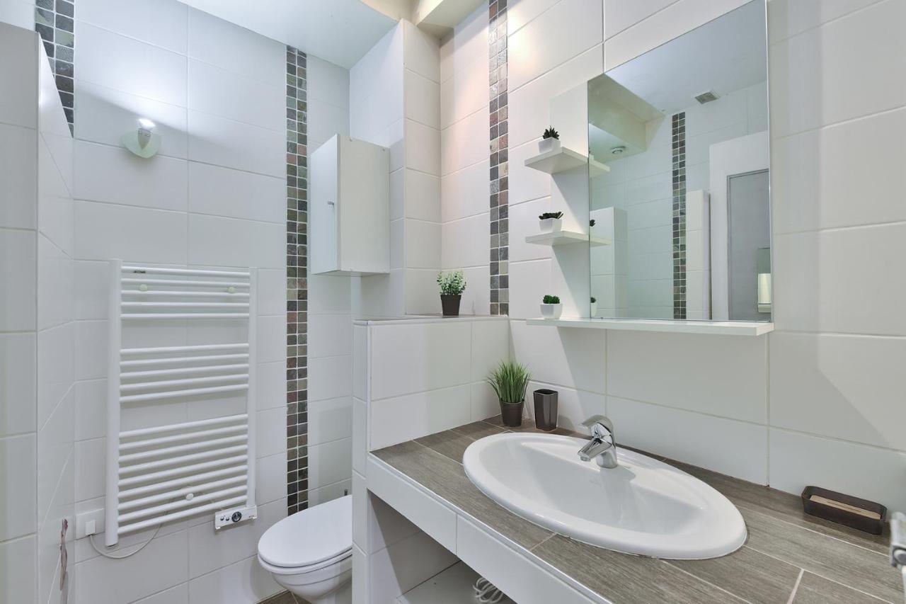 Appartement Le Spacieux Bressan - Hyper-Centre Bourg-en-Bresse Eksteriør bilde